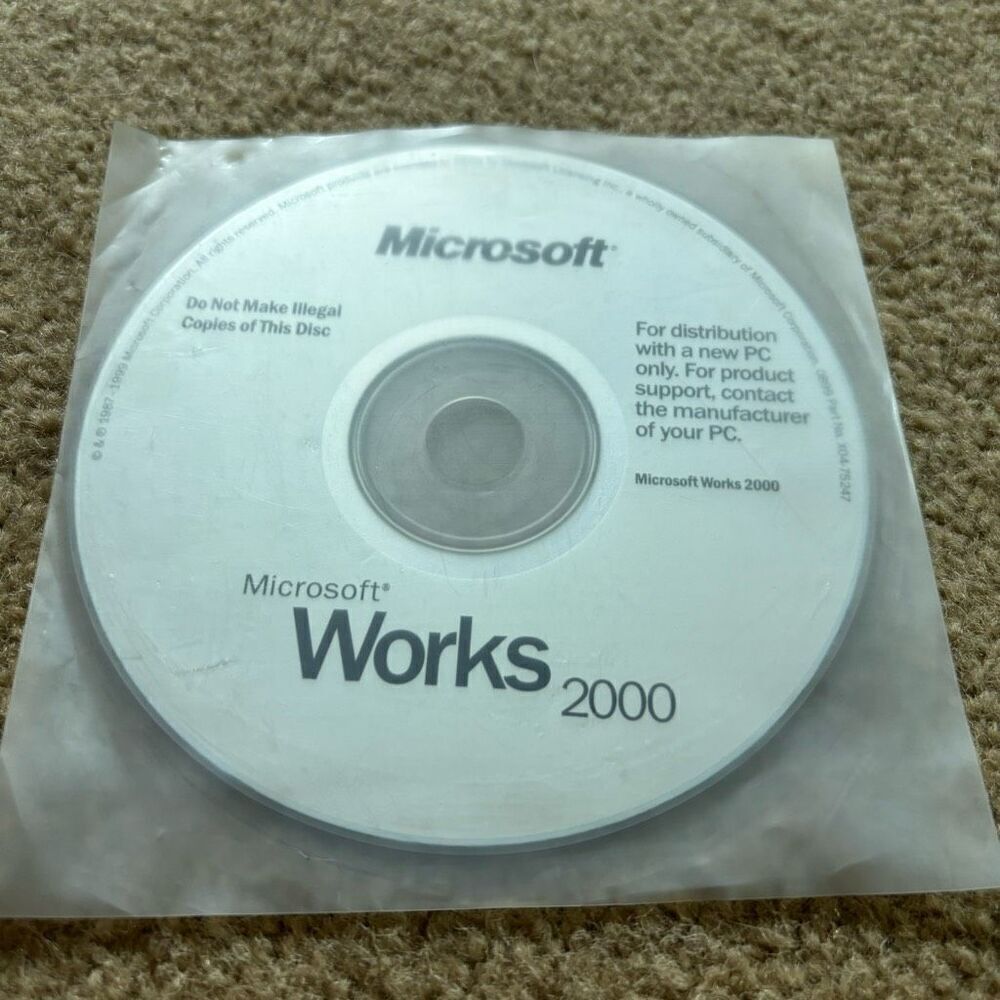 Microsoft Works 2000 Disc - Picture 2 of 2